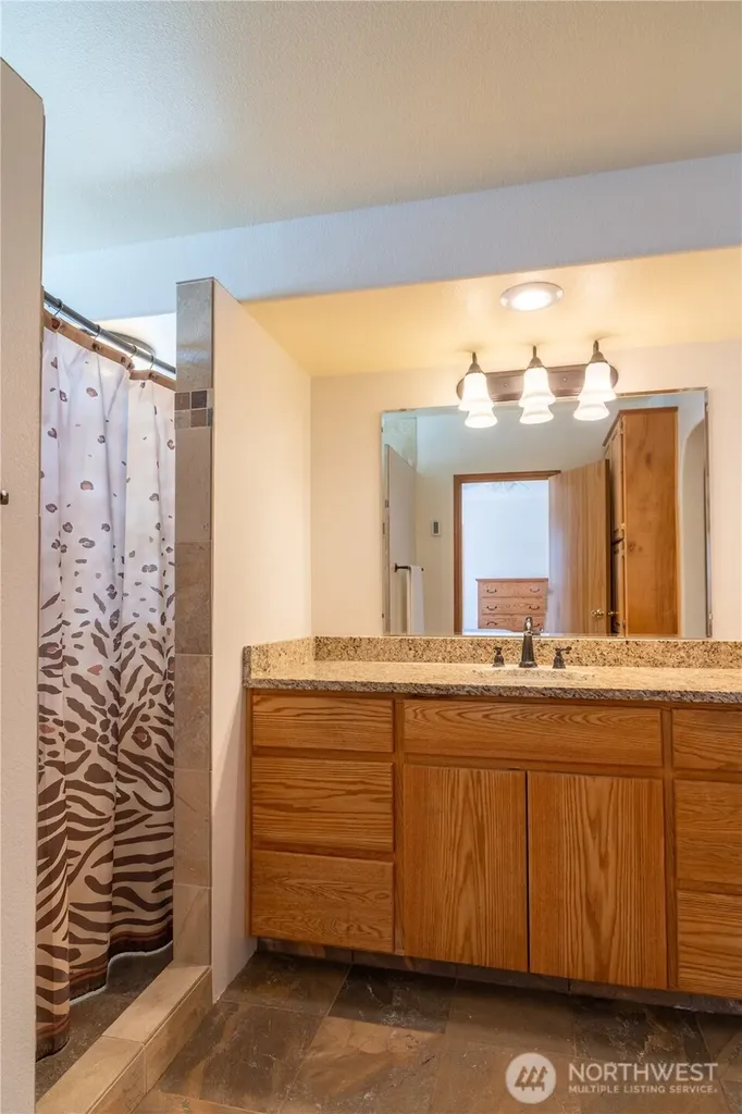 10624 Handicap Drive SE Warden WA 98857