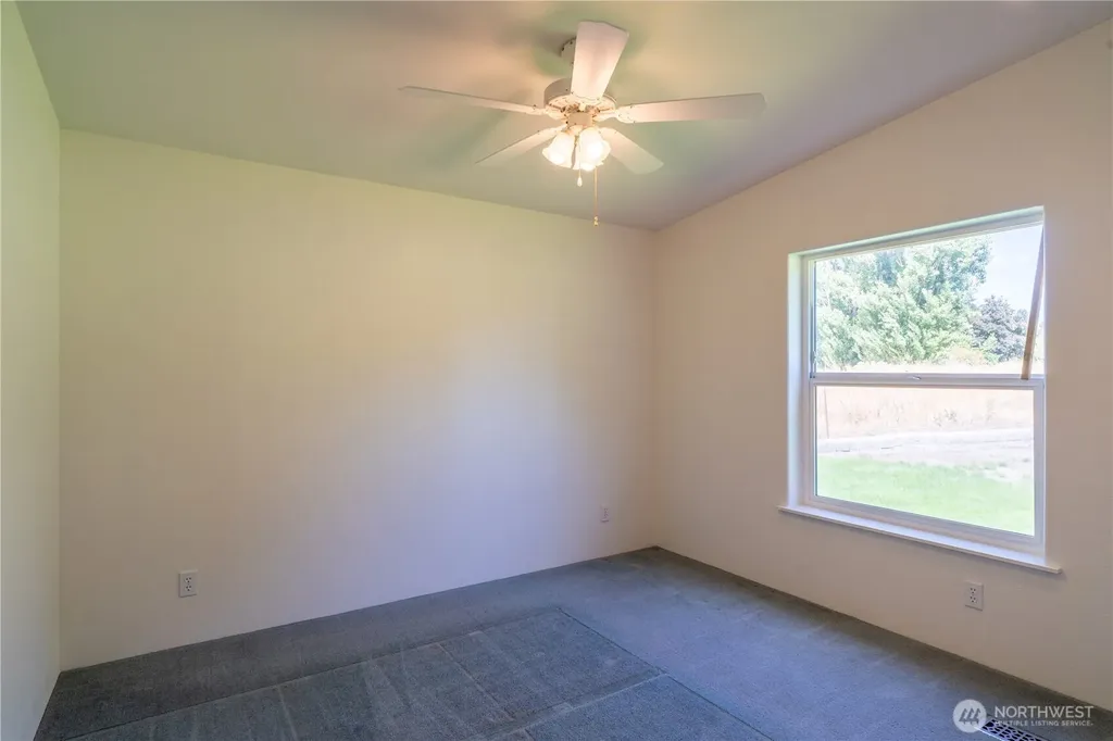 10624 Handicap Drive SE Warden WA 98857