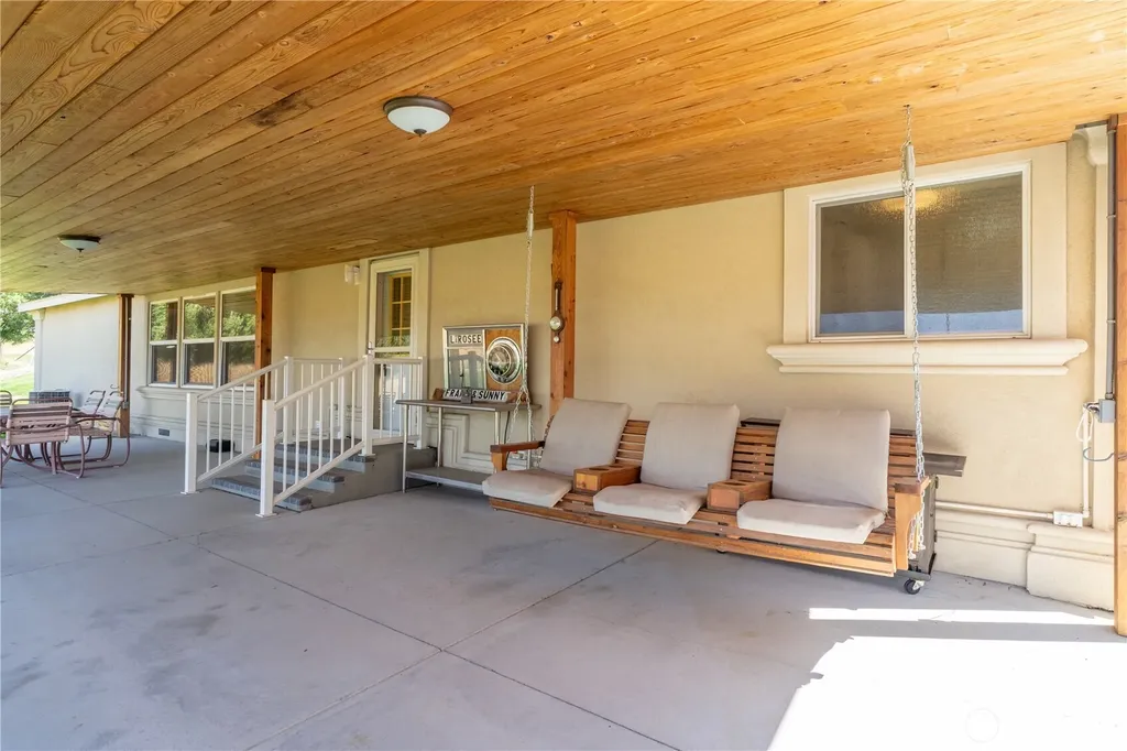 10624 Handicap Drive SE Warden WA 98857