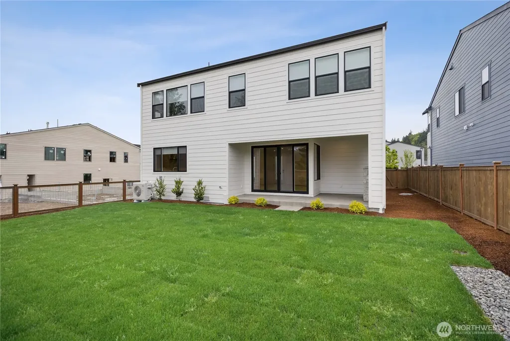 13725 SE 85th Street Newcastle WA 98059