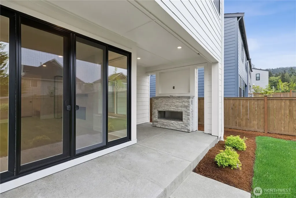 13725 SE 85th Street Newcastle WA 98059