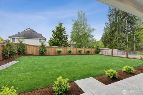13725 SE 85th Street Newcastle WA 98059