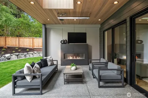 10411 NE 28th Place Bellevue WA 98004