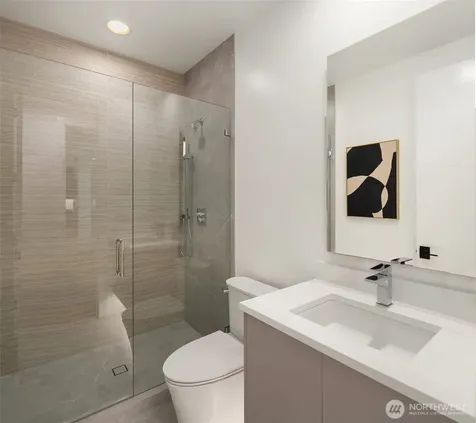 10411 NE 28th Place Bellevue WA 98004