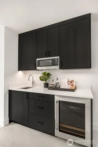 10411 NE 28th Place Bellevue WA 98004