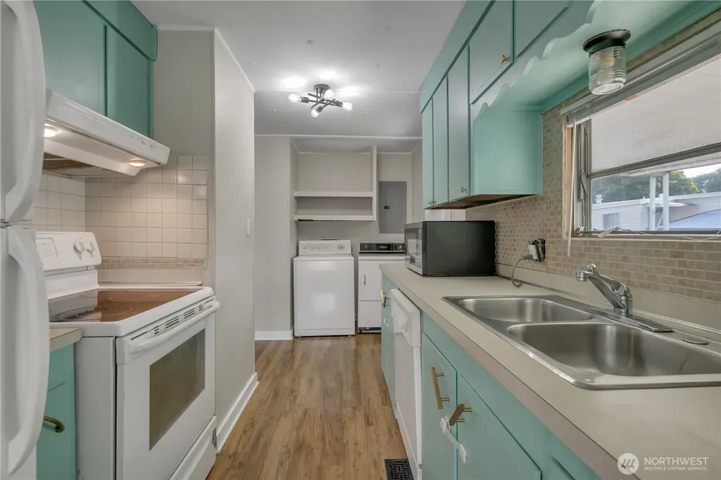 18316 34th Avenue S Seatac WA 98188