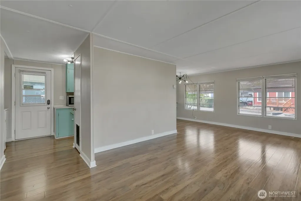 18316 34th Avenue S Seatac WA 98188