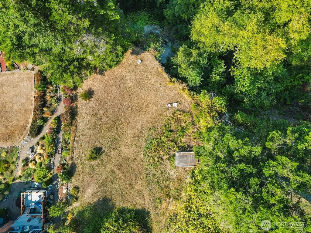5688 NE Twin Spits Road Hansville WA 98340