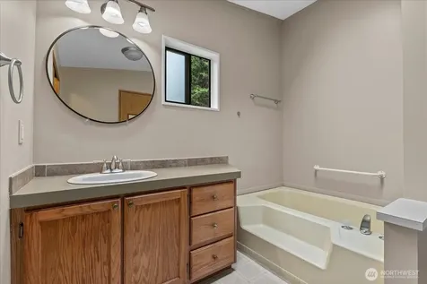 1427 100th Street SW Everett WA 98204