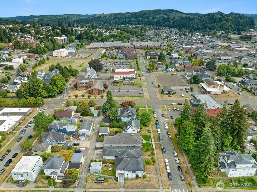 116 W 3rd Street Aberdeen WA 98520