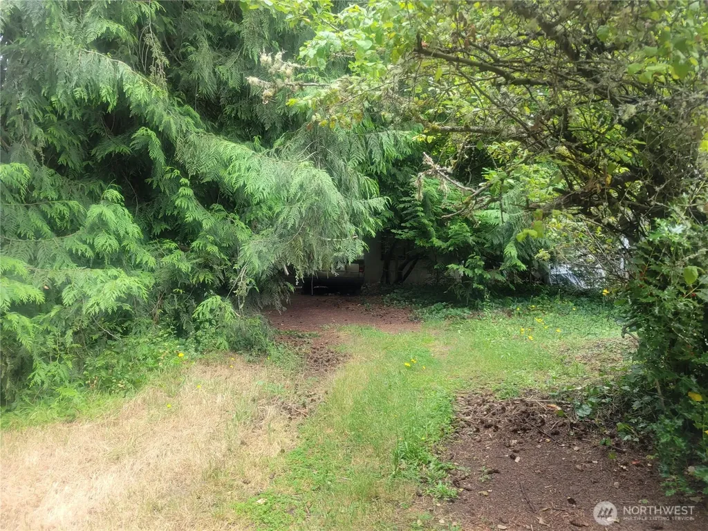 1818 Jackson Drive NW Bremerton WA 98312