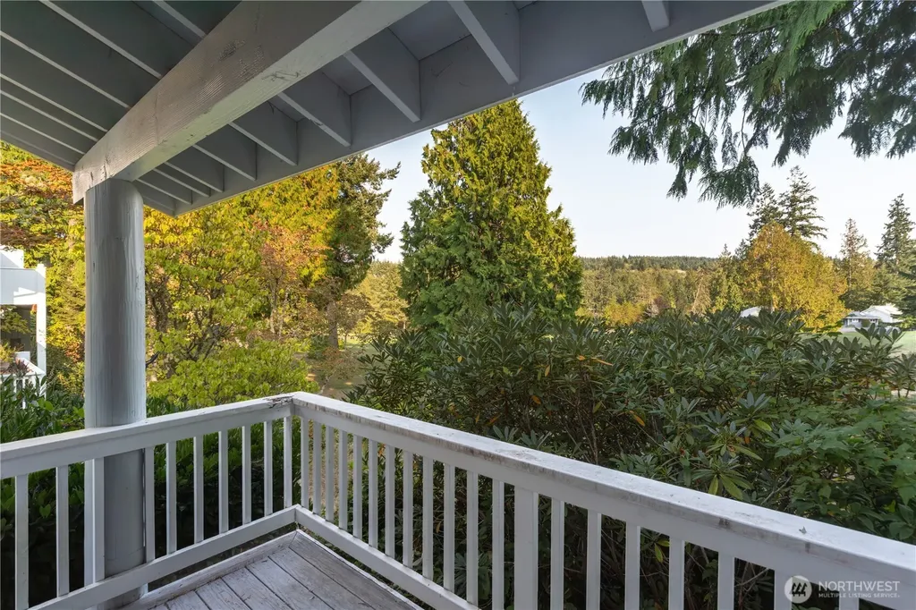 101 Highland Greens Port Ludlow WA 98365