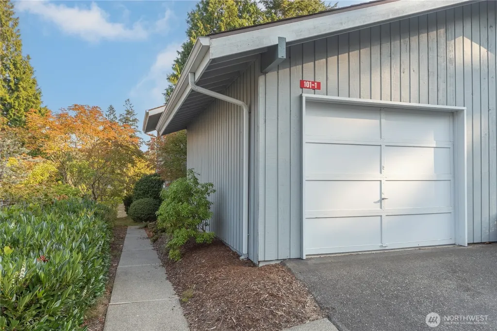 101 Highland Greens Port Ludlow WA 98365