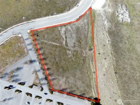 100 N Apple Blossom Drive Chelan WA 98816