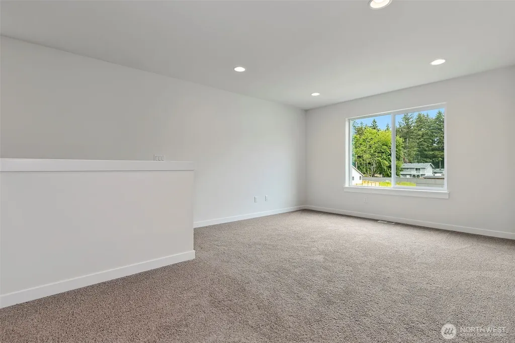 9050 71st Avenue Ct E Puyallup WA 98371