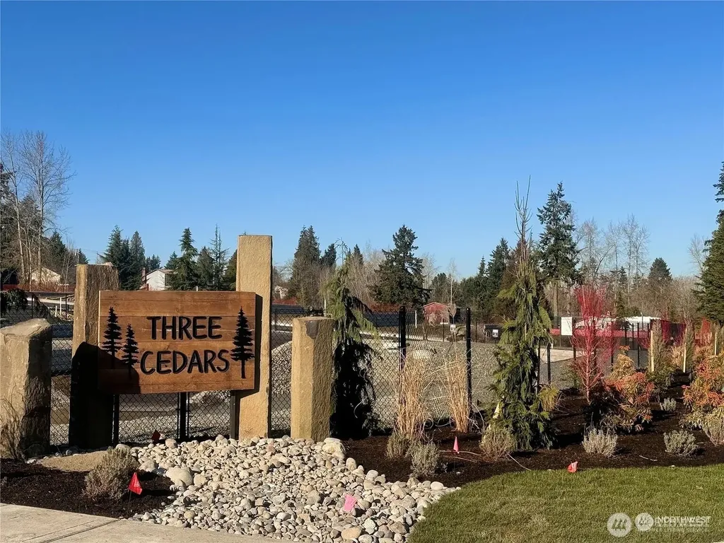 9050 71st Avenue Ct E Puyallup WA 98371