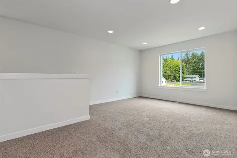 9050 71st Avenue Ct E Puyallup WA 98371