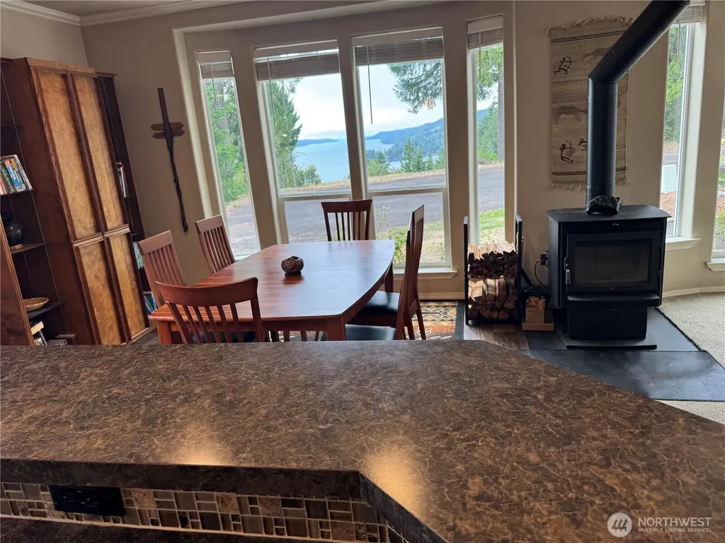 31 Hood Place Brinnon WA 98320