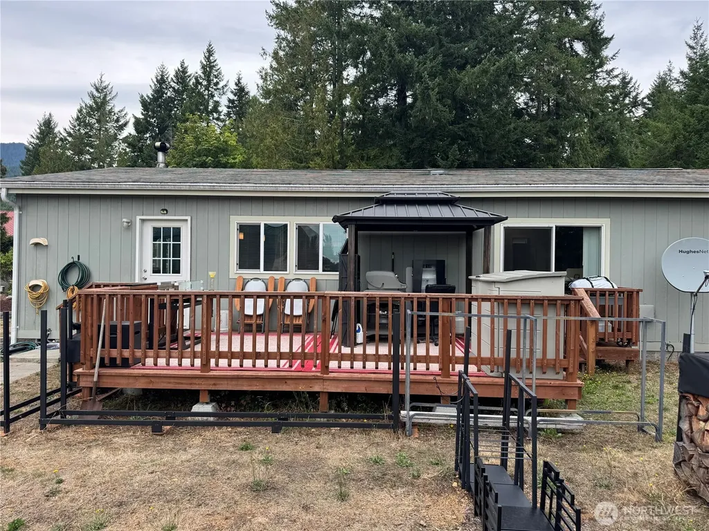 31 Hood Place Brinnon WA 98320