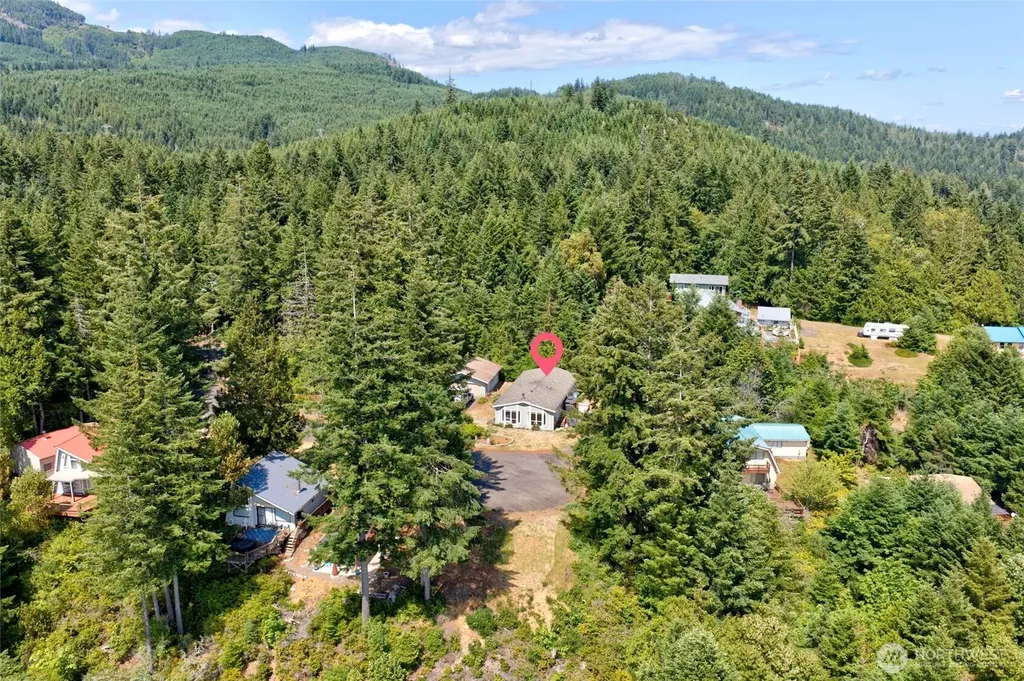 31 Hood Place Brinnon WA 98320