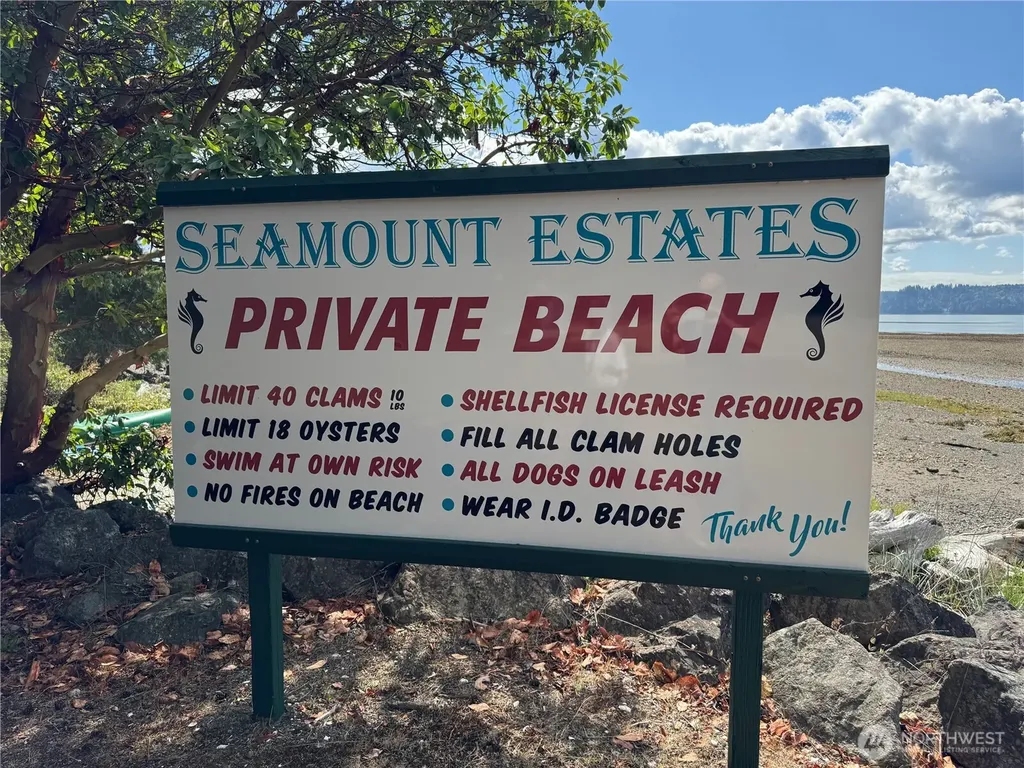 31 Hood Place Brinnon WA 98320