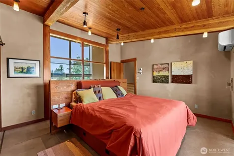 99 Hilltop Drive Winthrop WA 98862