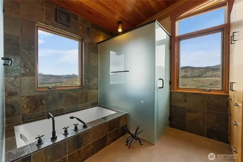 99 Hilltop Drive Winthrop WA 98862