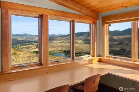 99 Hilltop Drive Winthrop WA 98862