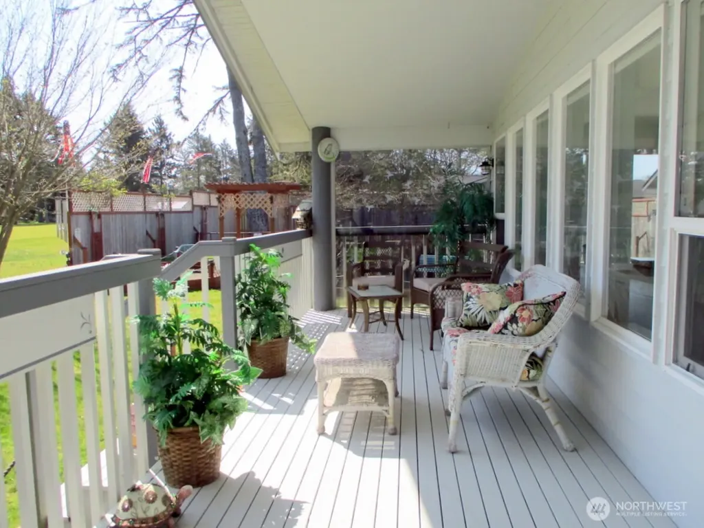 448 Octopus Avenue NE Ocean Shores WA 98569