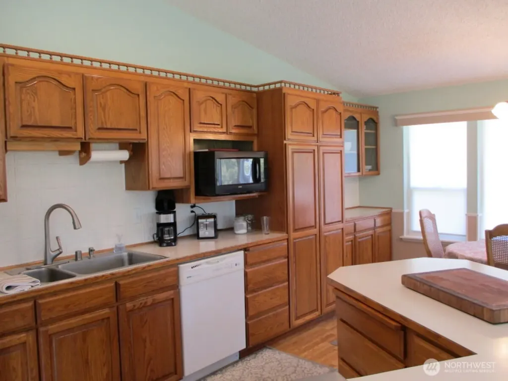 448 Octopus Avenue NE Ocean Shores WA 98569