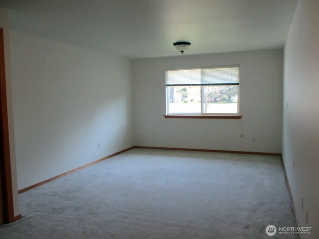 448 Octopus Avenue NE Ocean Shores WA 98569