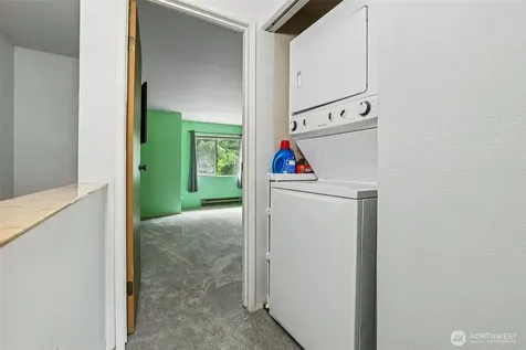 280 NW Newport Way Issaquah WA 98027