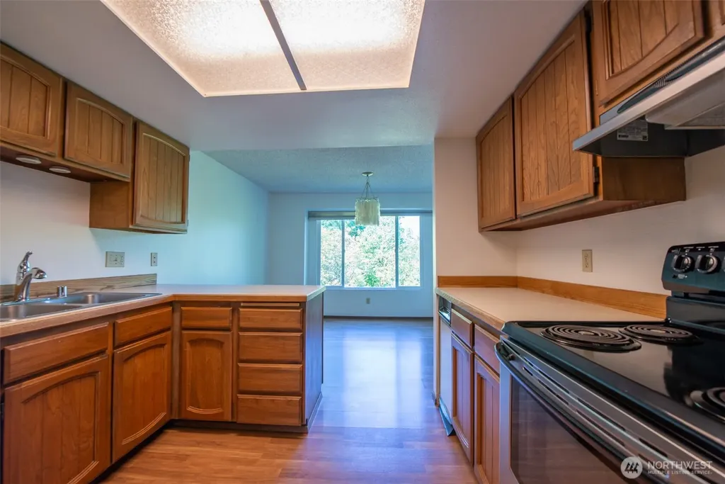 17417 Ashworth Avenue N Shoreline WA 98133