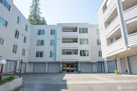 17417 Ashworth Avenue N Shoreline WA 98133