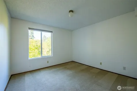 17417 Ashworth Avenue N Shoreline WA 98133