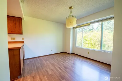 17417 Ashworth Avenue N Shoreline WA 98133