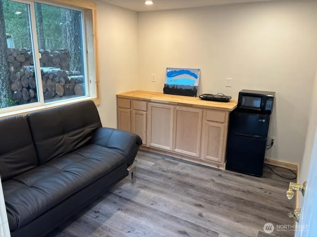 131 N Buckhorn Way Hoodsport WA 98548
