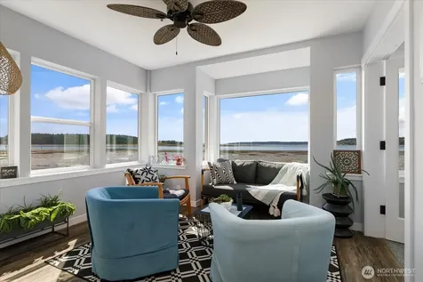 651 SE Bayshore Drive Oak Harbor WA 98277