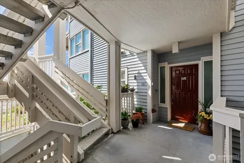 651 SE Bayshore Drive Oak Harbor WA 98277