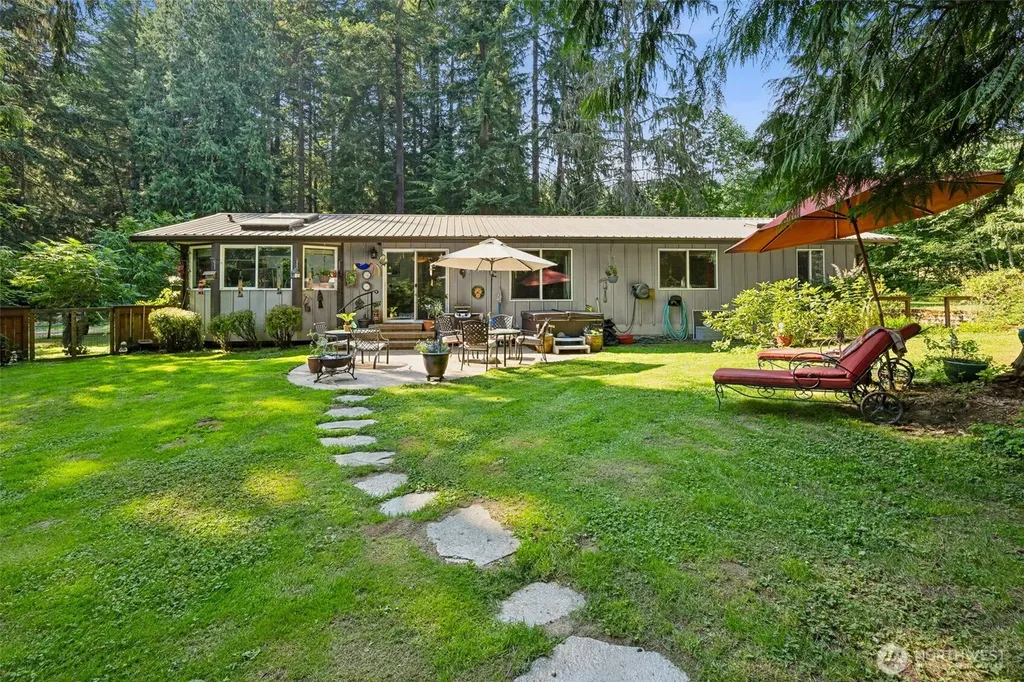 54611 E 278th Avenue Ashford WA 98304