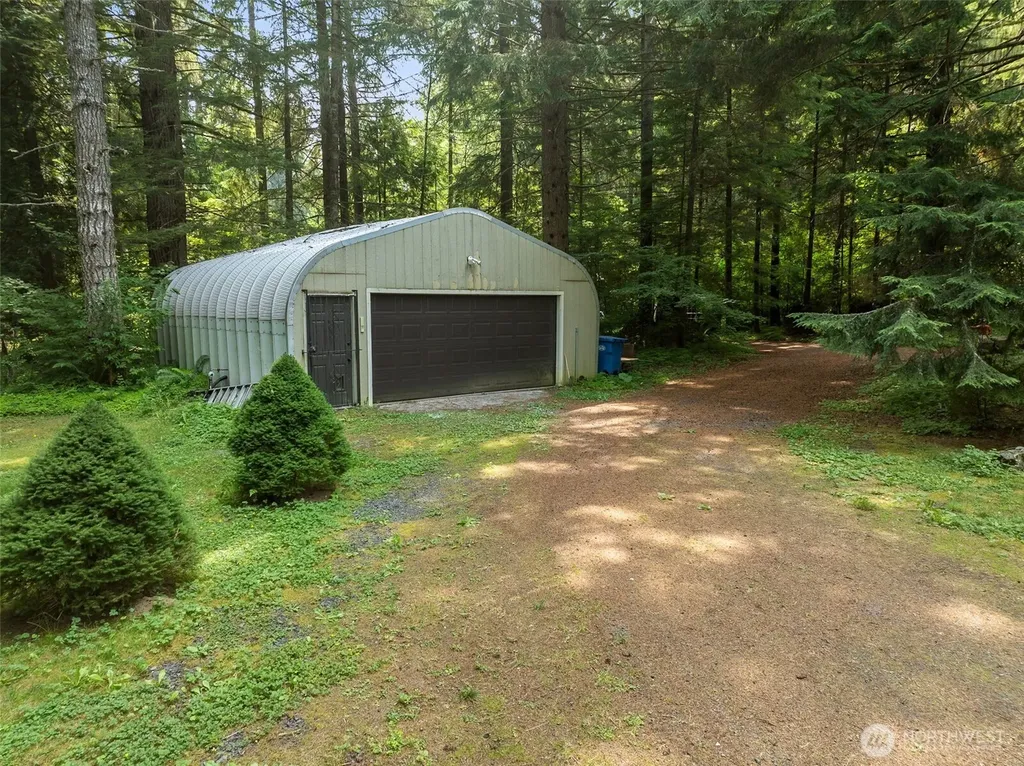 54611 E 278th Avenue Ashford WA 98304