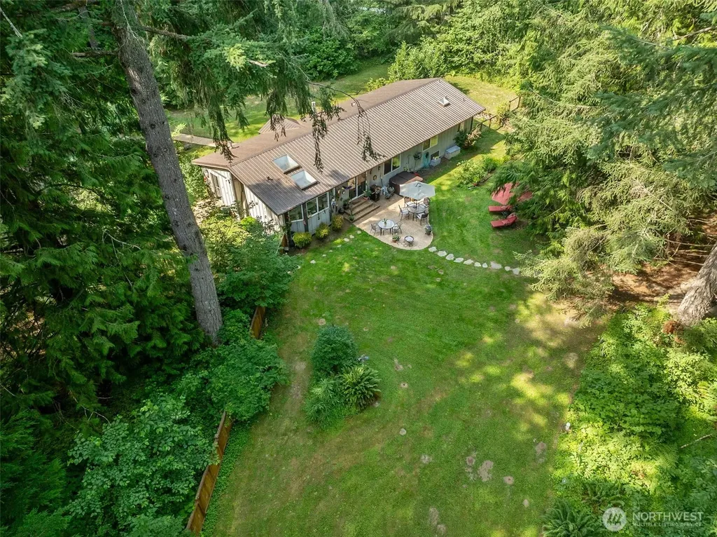 54611 E 278th Avenue Ashford WA 98304
