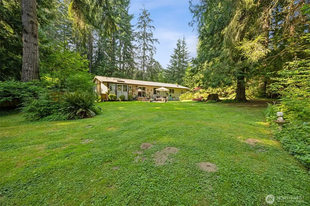 54611 E 278th Avenue Ashford WA 98304