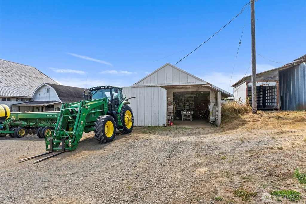627 Wynoochee Valley Road Montesano WA 98563