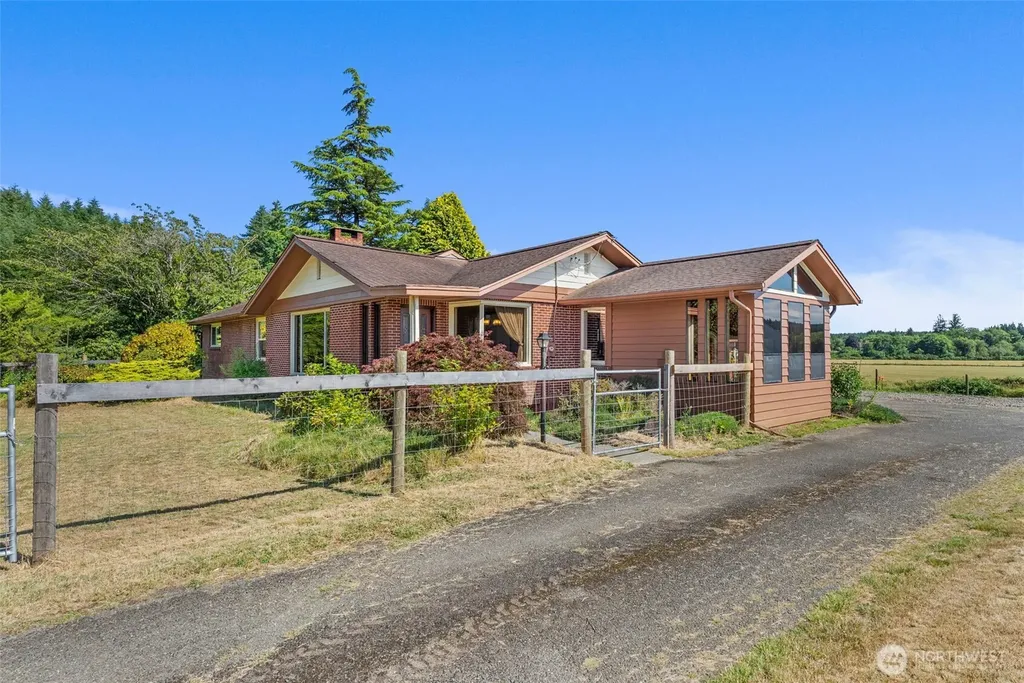 627 Wynoochee Valley Road Montesano WA 98563