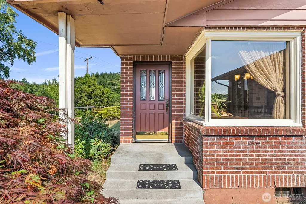 627 Wynoochee Valley Road Montesano WA 98563