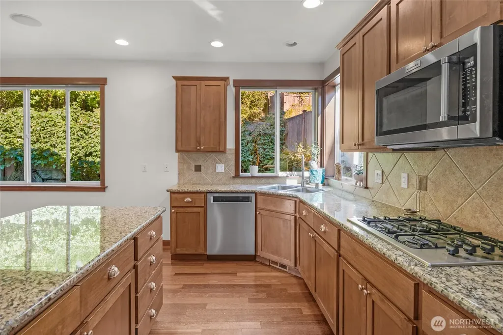 2126 W Mukilteo Boulevard Everett WA 98203