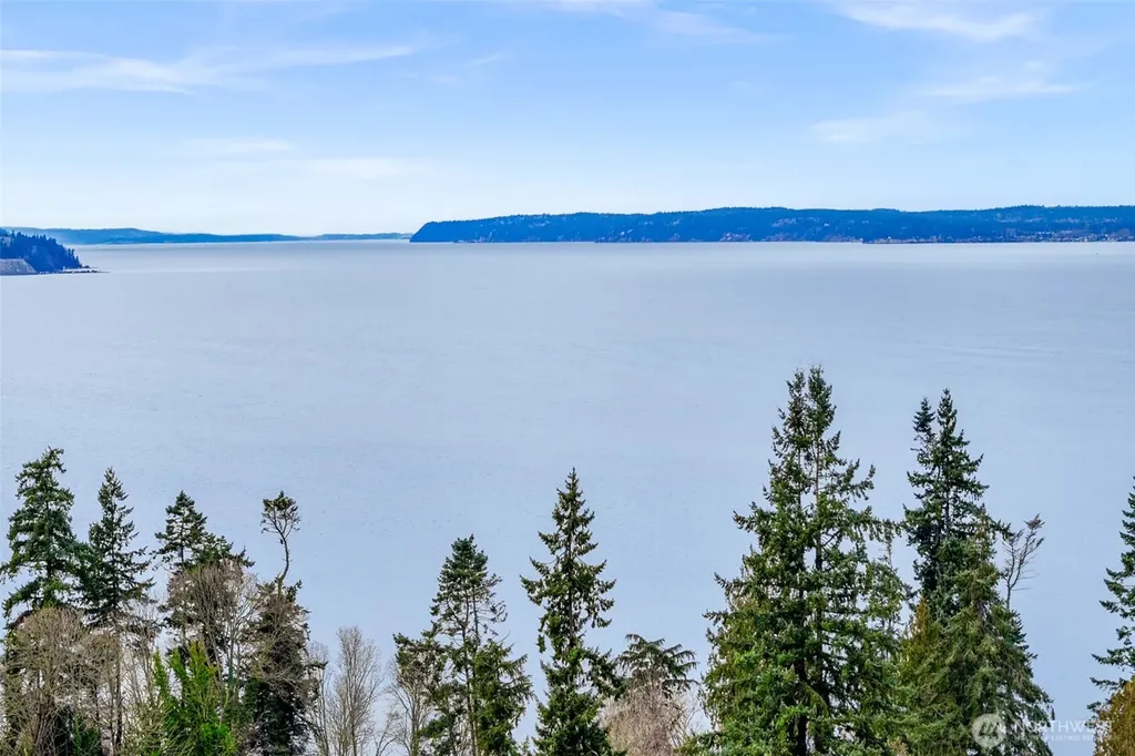2126 W Mukilteo Boulevard Everett WA 98203