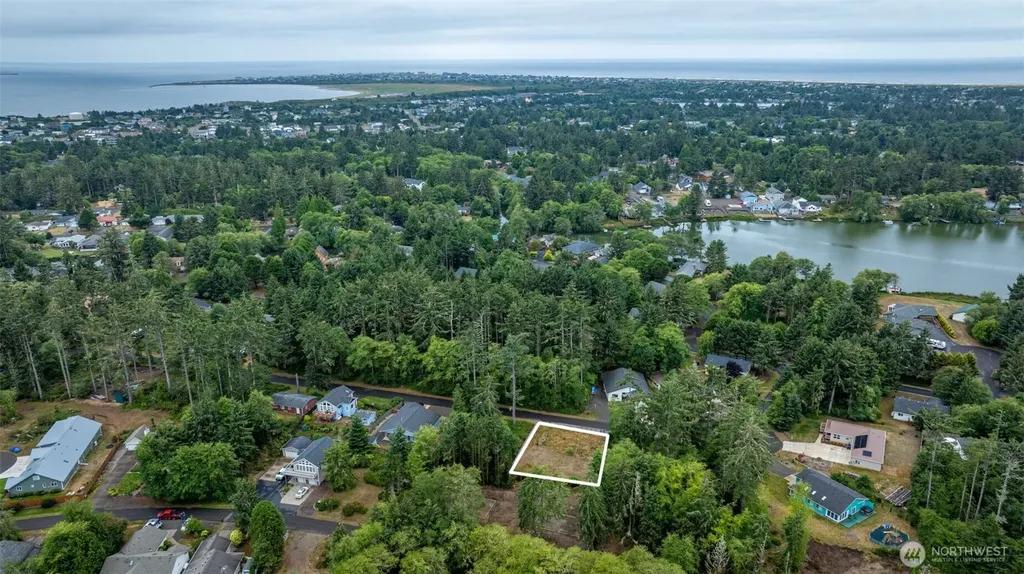752 Evergreen Avenue SE Ocean Shores WA 98569