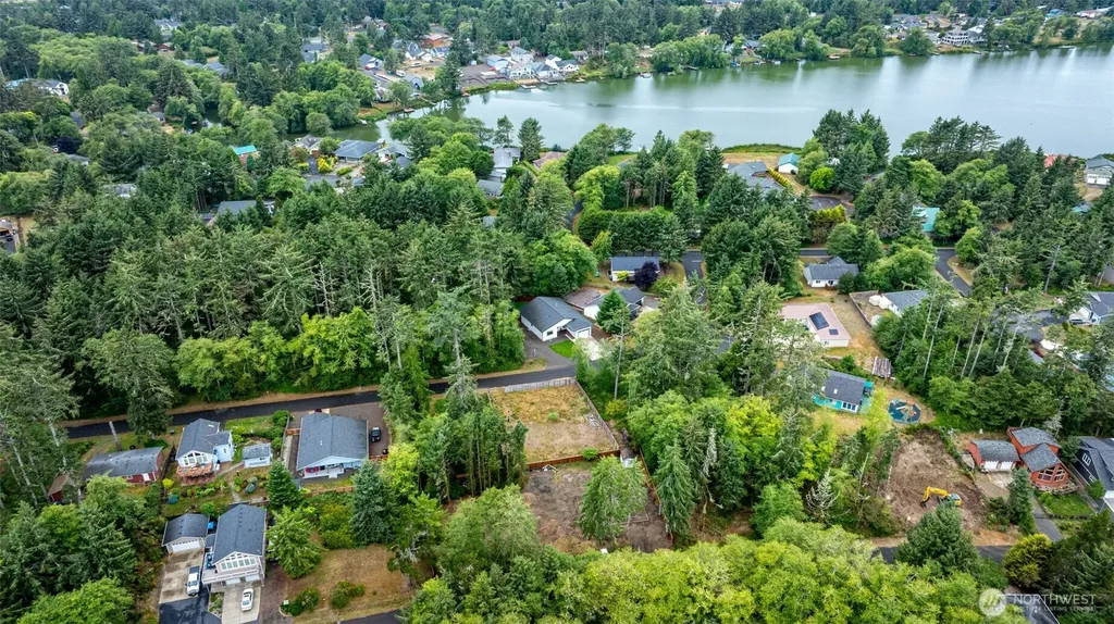 752 Evergreen Avenue SE Ocean Shores WA 98569